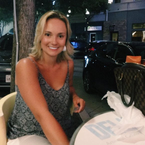 Meet your Posher, Lindsay - Picture 1 of 1